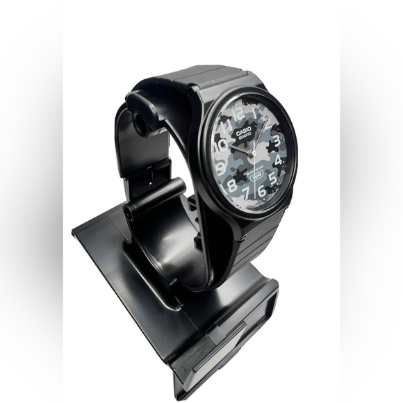 Casio MQ24-8CL Men's Gray Camo Dial 3-Hand Analog Watch Black - Picture 4 of 5